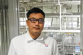 高岡工場長
